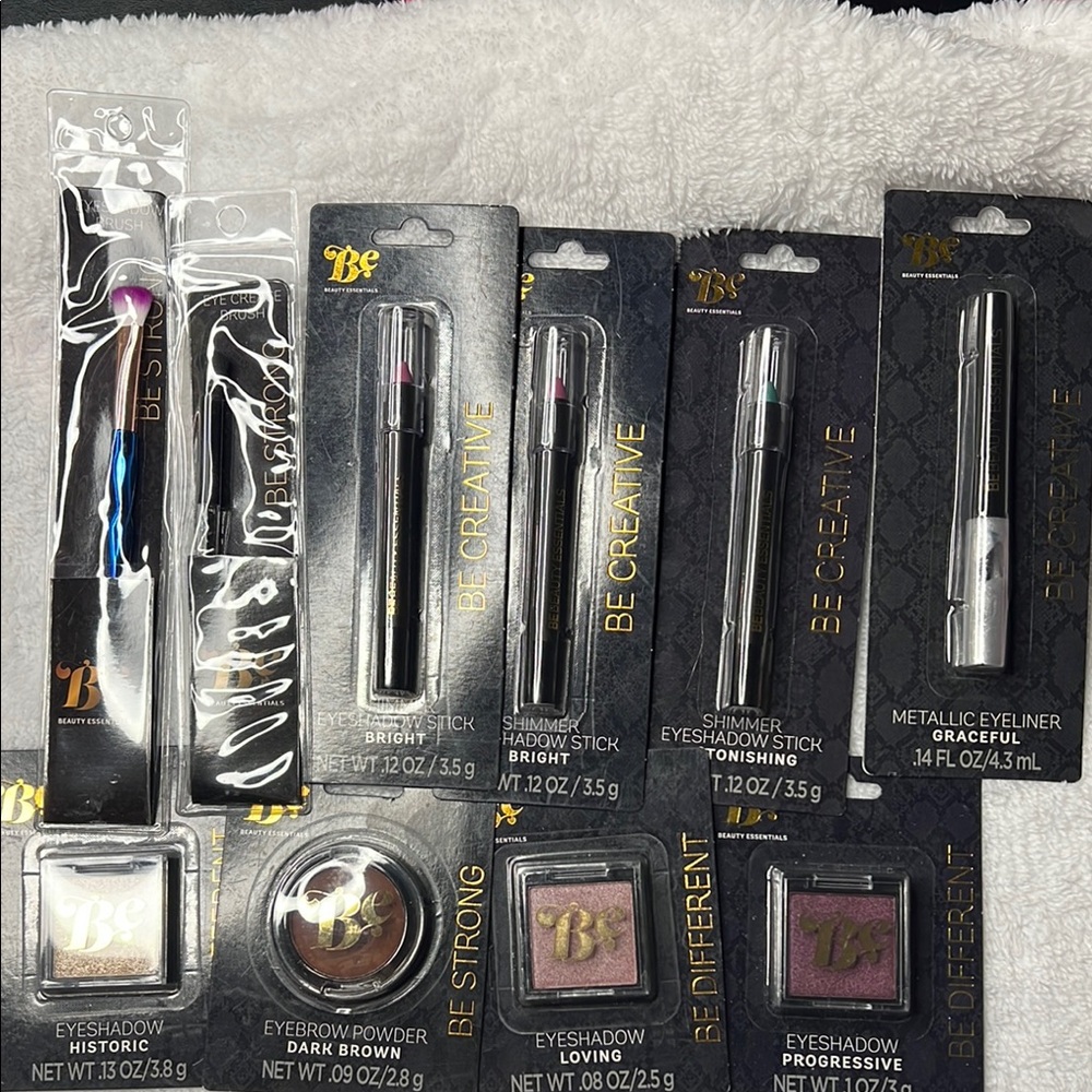 Be Creative Shimmer Eyeshadow and Eyeliner MIX